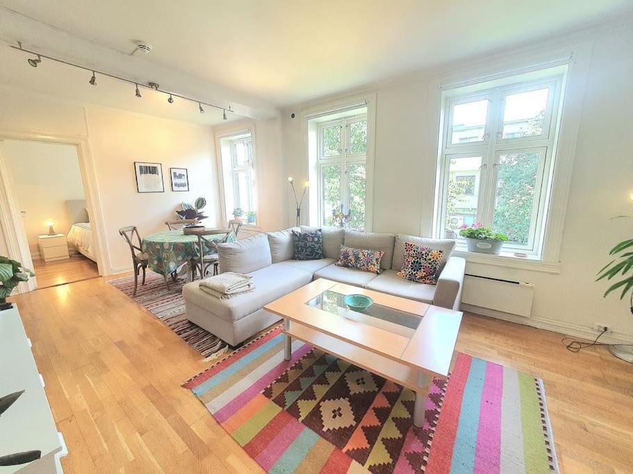 Apartment Charming Bright In Quiet Area Of Grunerlokka *